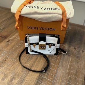 Louis Vuitton Black and White Petite Malle Clutch Handbag